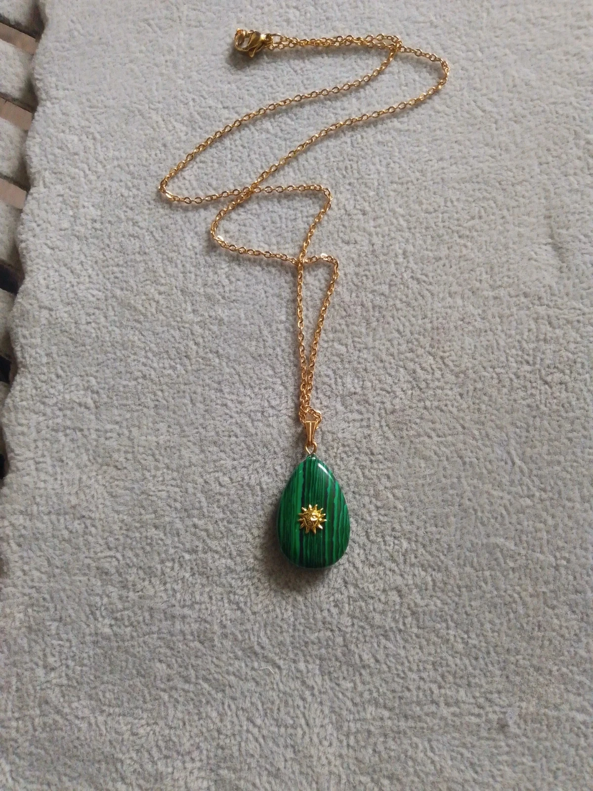 Green stone sun necklace – photo 4